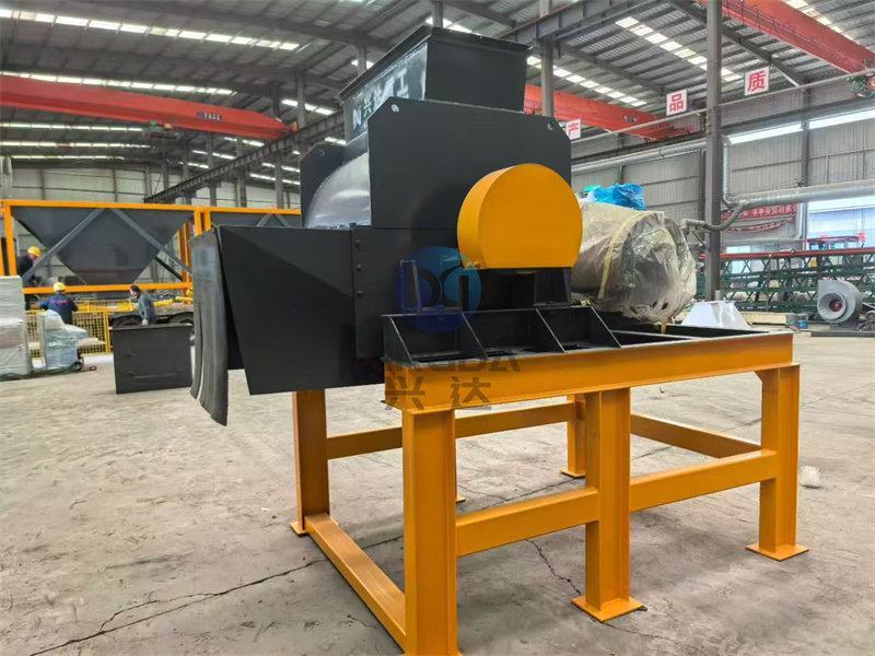 Ϊ����û��ӹ��ķ����豸�л��ʸ�ʪ���Ϸ���������װ��