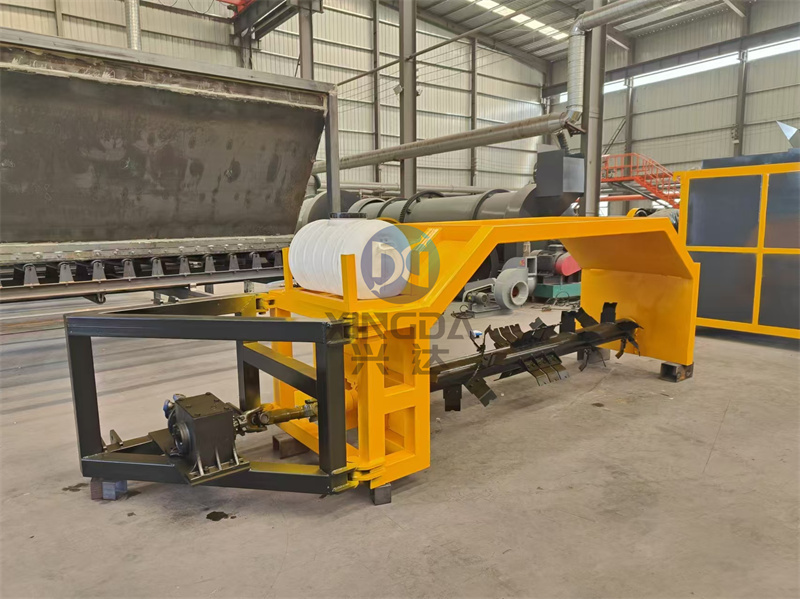 ���Ա��߱߷��ѵ��л����豸----ǣ��